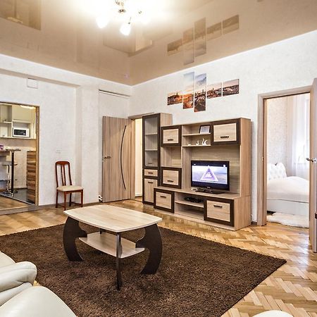 Apartment In A City Center! Krakivska,34 Lviv Exterior photo