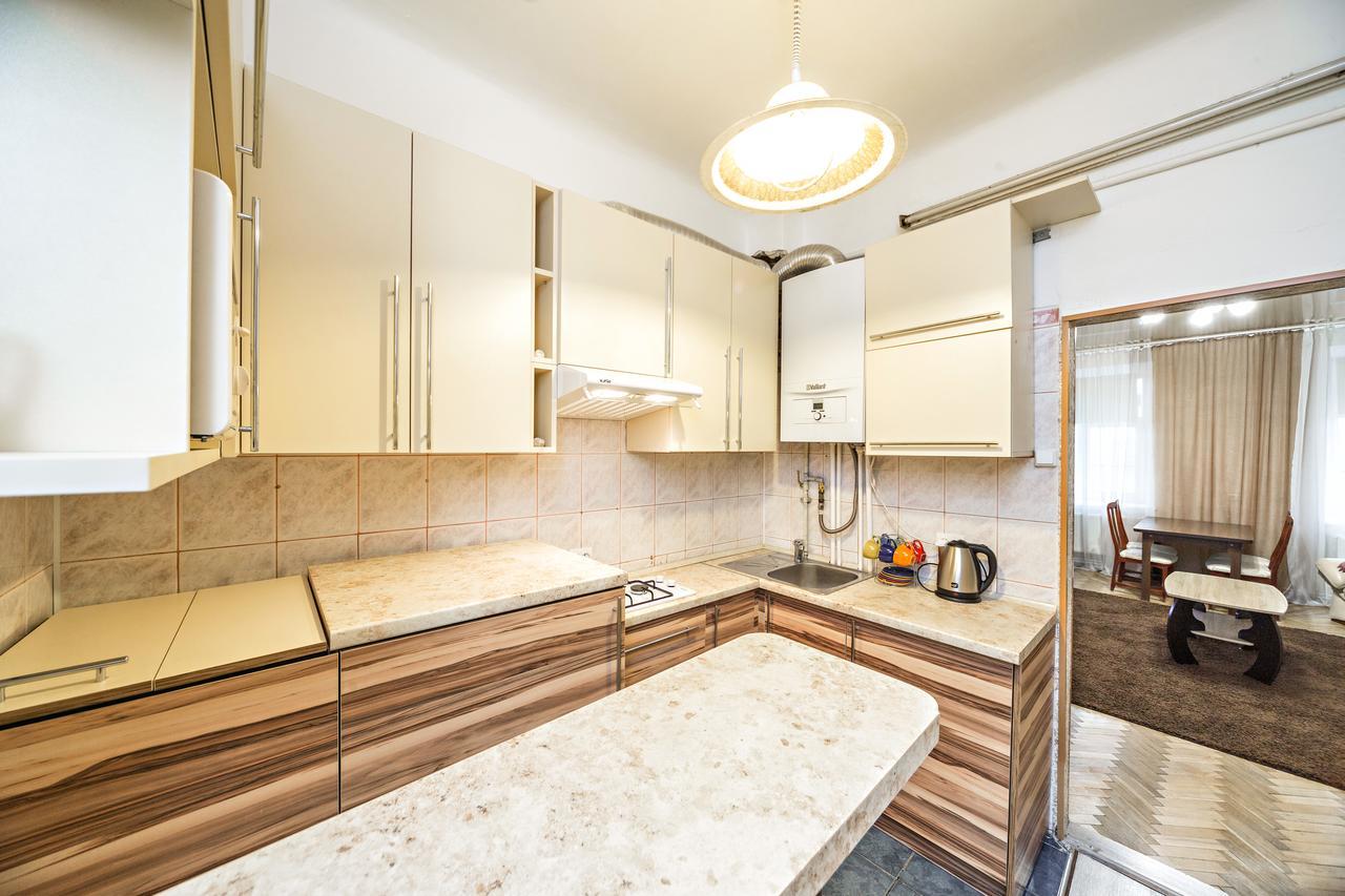 Apartment In A City Center! Krakivska,34 Lviv Exterior photo